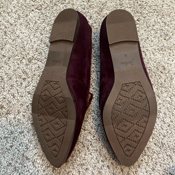 Zodiac Women's Burgundy Loafers Velvet Vintage 
Boho Chic Classy - Picture 2 of 2